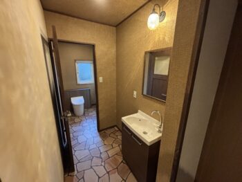 トイレ室工事前後2